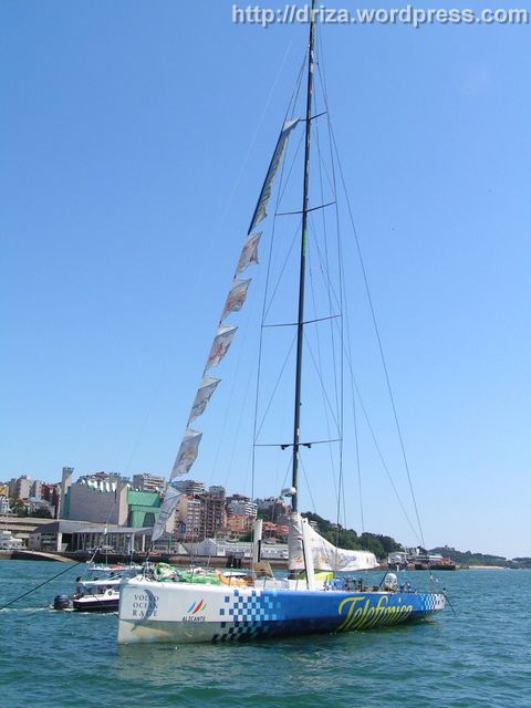 Tazul01 El azul frente a Puerto Chico