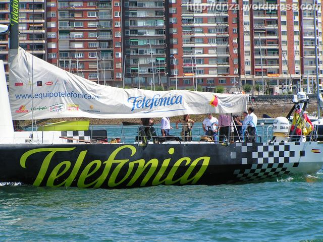 Tnegro02 Las autoridades haciéndose fotos