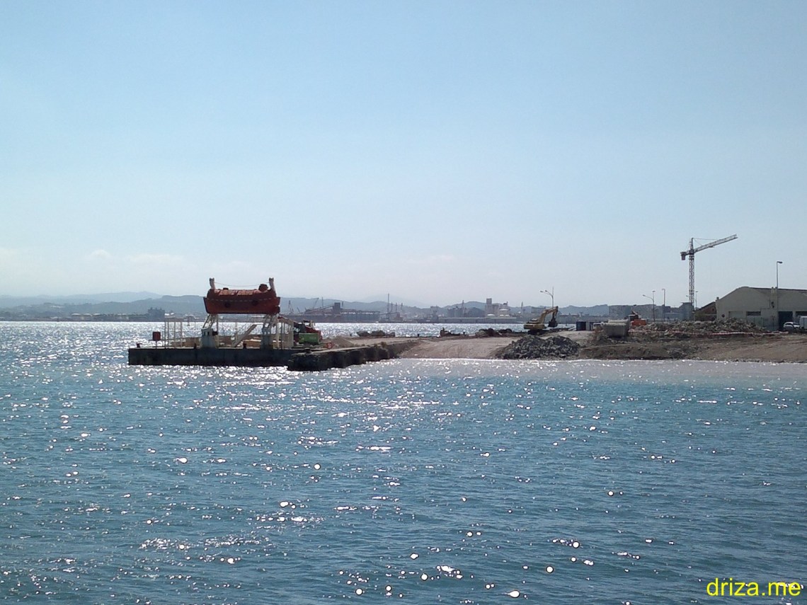 Aquí se construye la rampa varadero