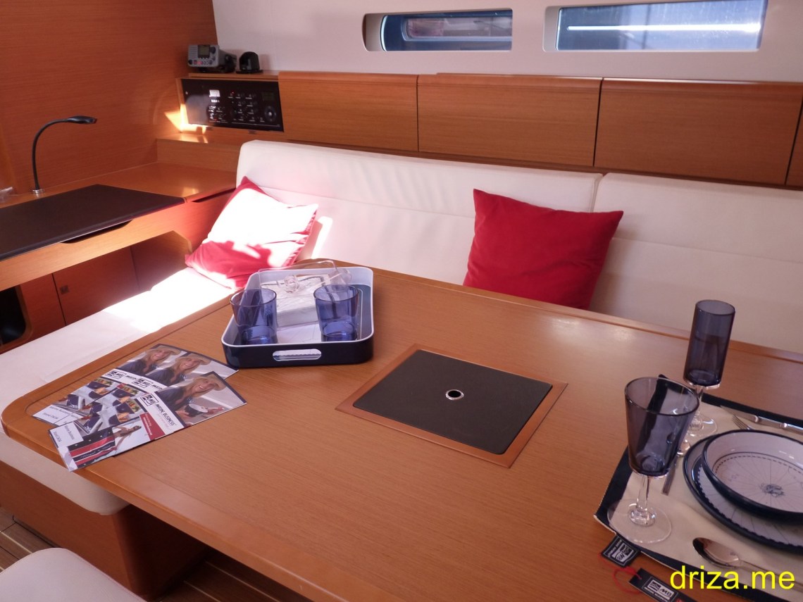 Espacios y luminoso 50 pies