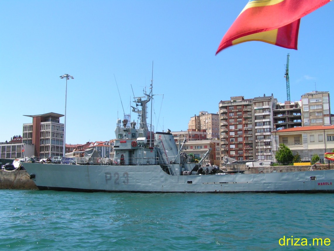 Su última escala en Santander aún en servicio