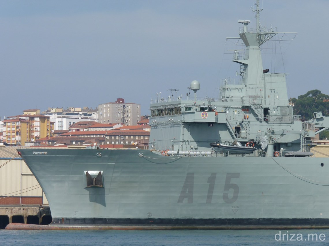 Pasea el nombre de nuestra comunidad por los océanos del mundo